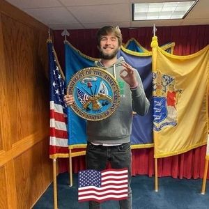 Meet your Posher, Lena